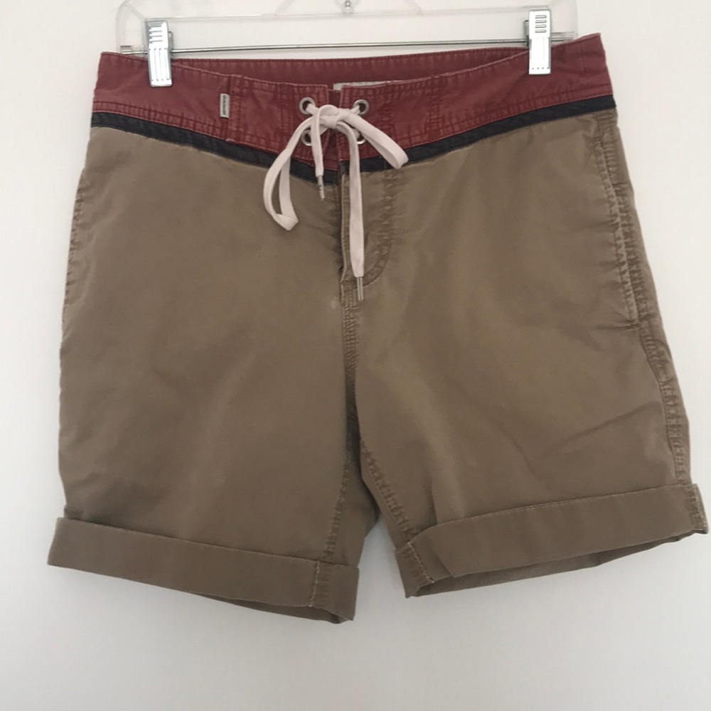 Quiksilver Shorts 29 Beige and Pink